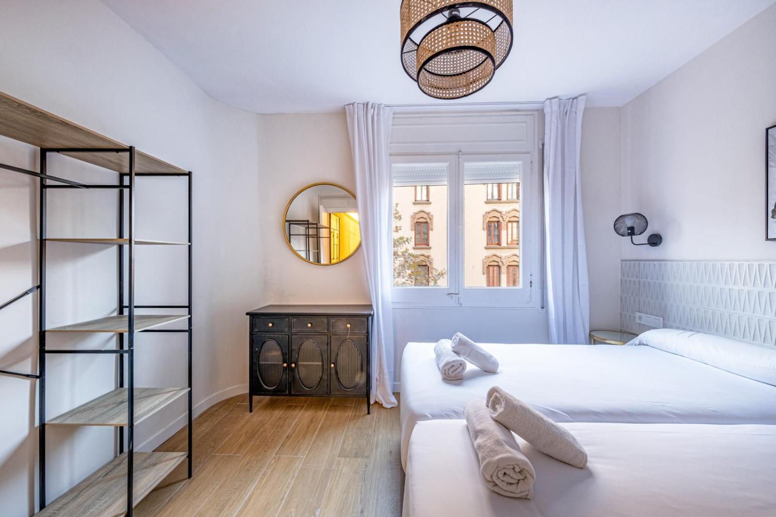 Bebarceloner Eixample - 4 Bedrooms Appartement *