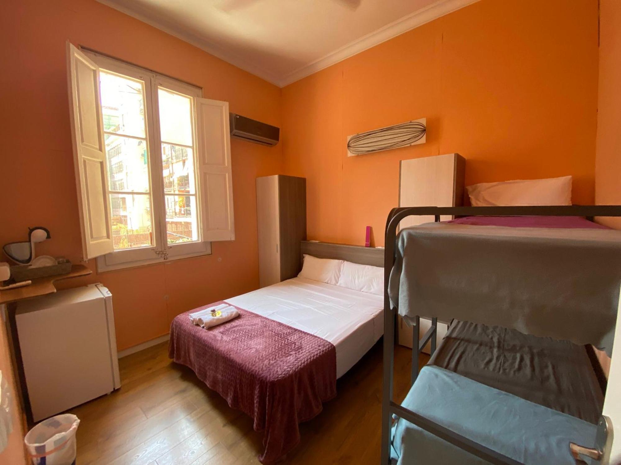 Sant Antoni Hostal, Sustainable Tourism * Barcelone