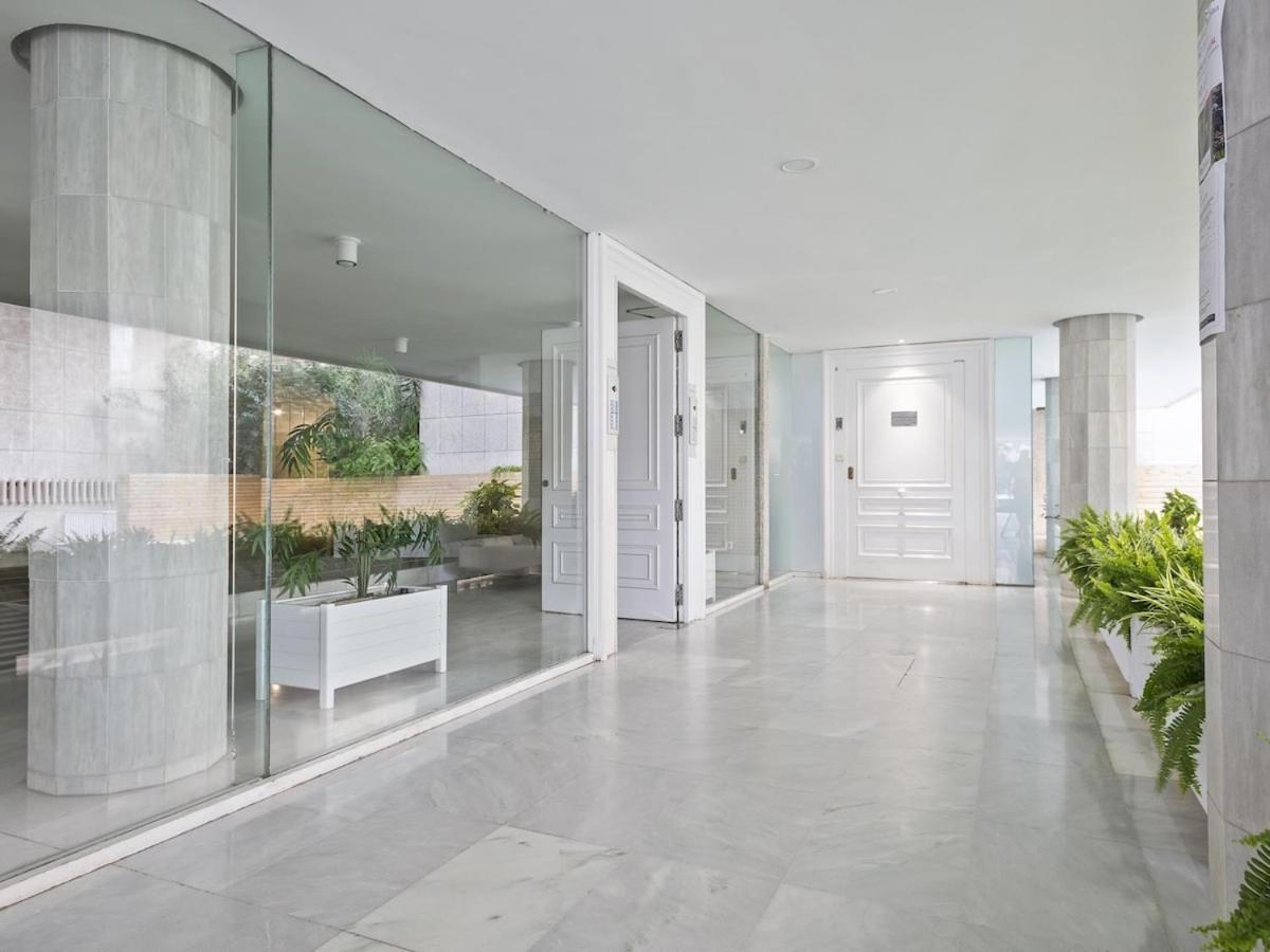 Winahost Pedralbes Appartement *