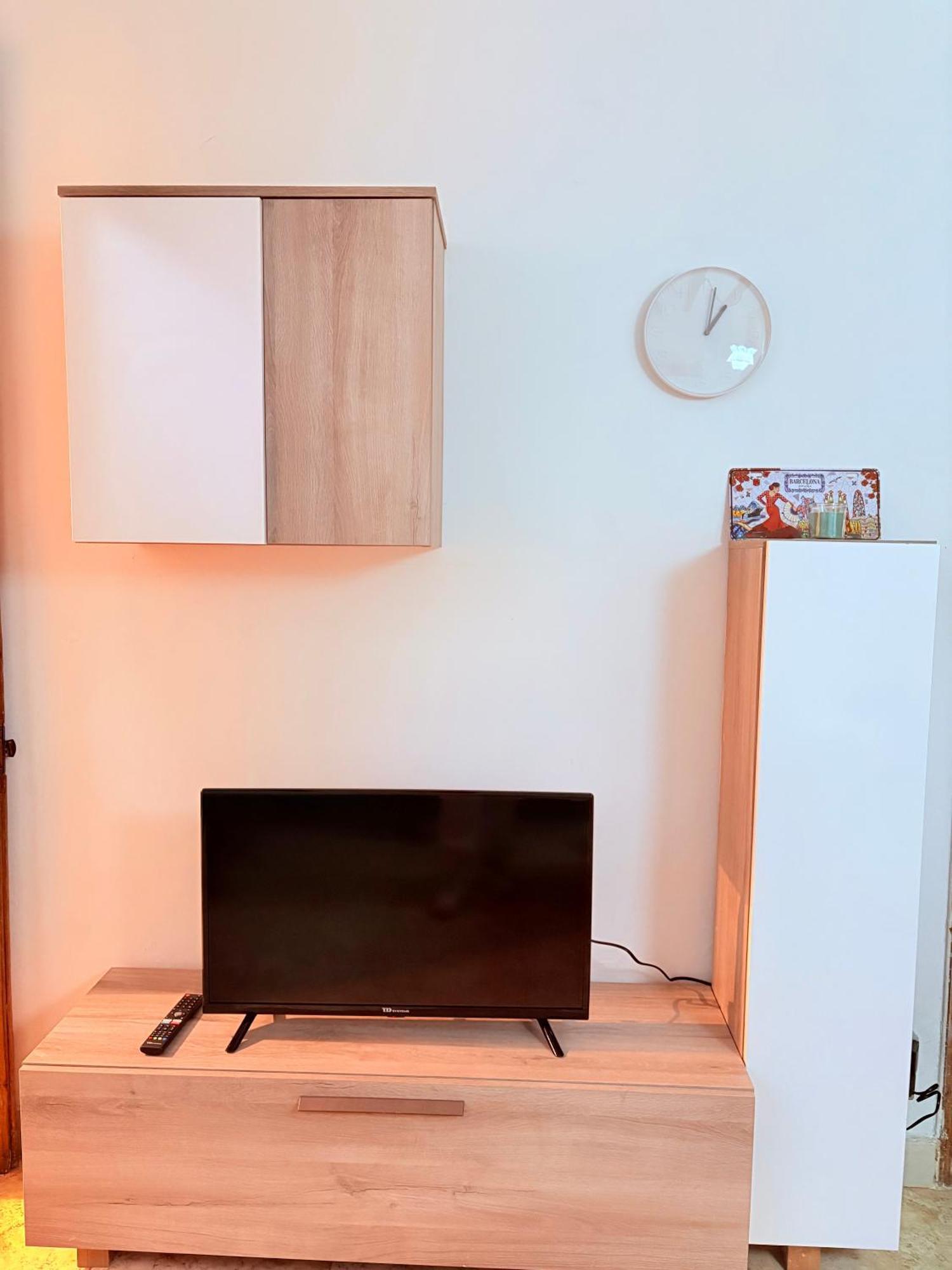 Amazing And Stylish Flat For 4 People With Breakfast Included 2 Blocks Away From Poblenou Appartement *