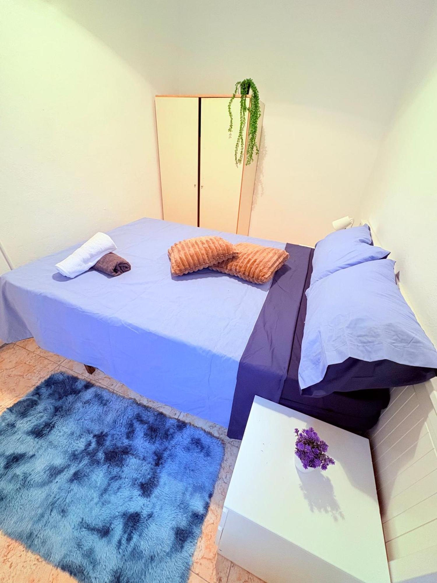 Amazing And Stylish Flat For 4 People With Breakfast Included 2 Blocks Away From Poblenou Appartement Barcelone