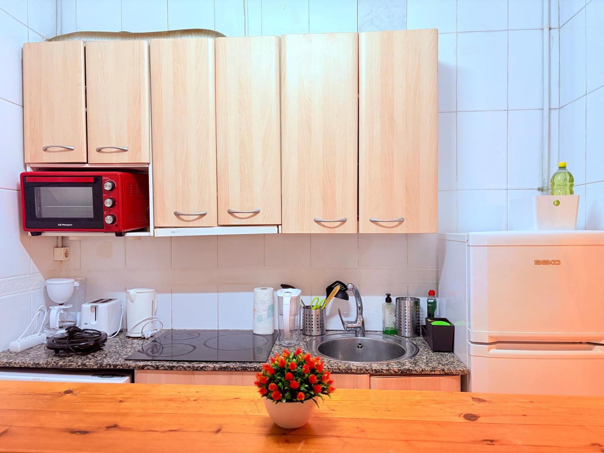 Amazing And Stylish Flat For 4 People With Breakfast Included 2 Blocks Away From Poblenou Appartement