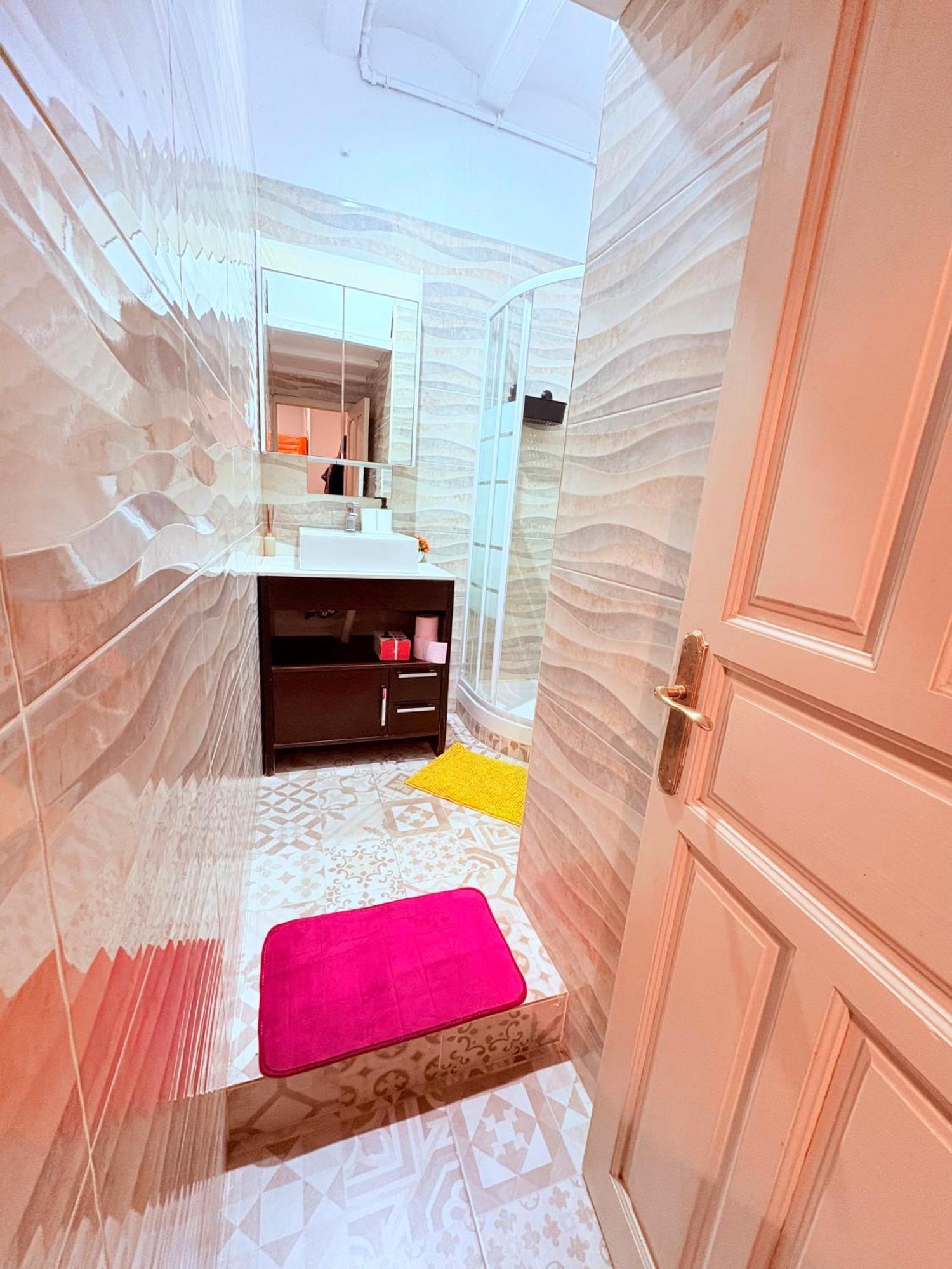 Appartement Amazing And Stylish Flat For 4 People With Breakfast Included 2 Blocks Away From Poblenou