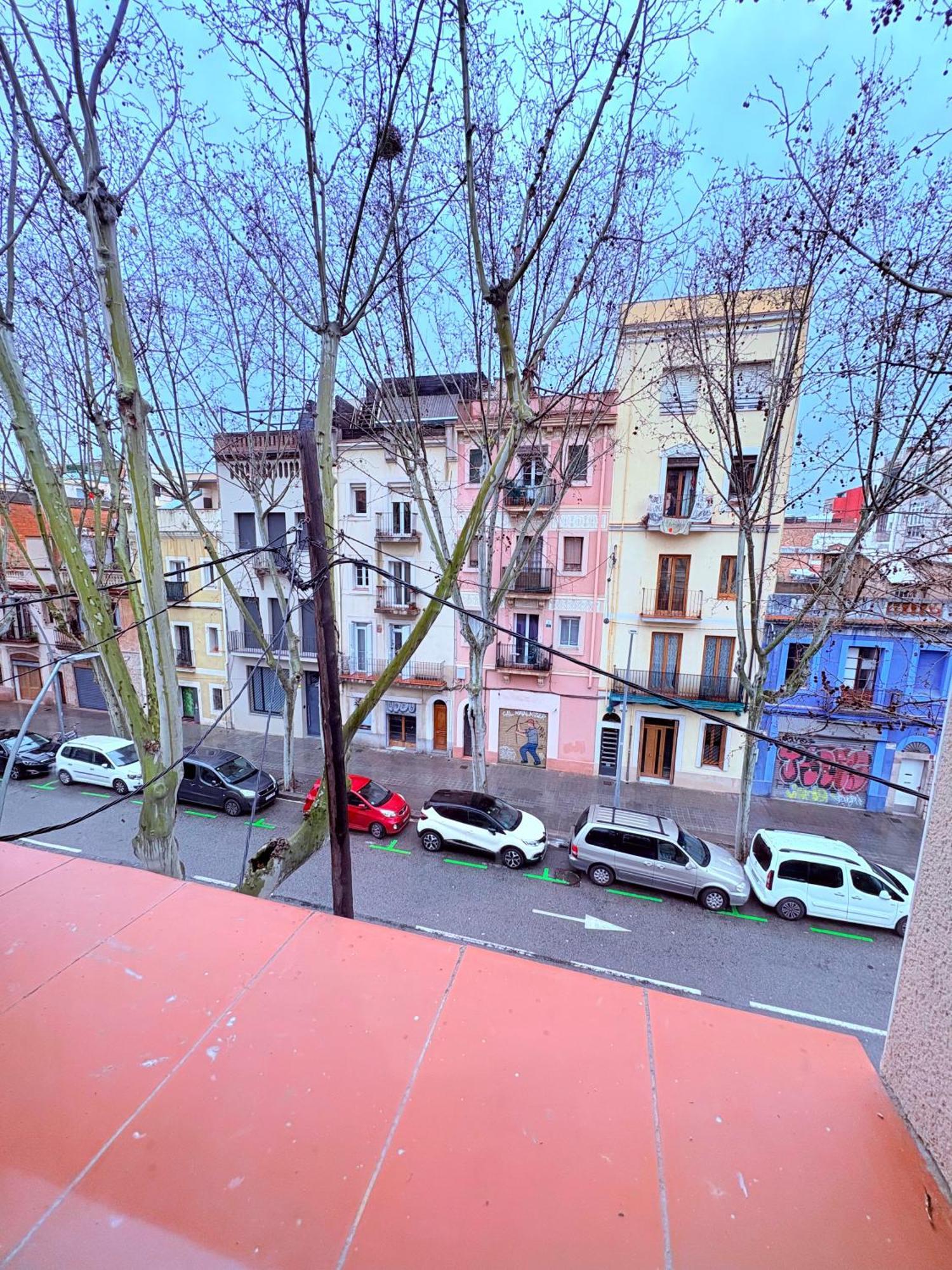 Amazing And Stylish Flat For 4 People With Breakfast Included 2 Blocks Away From Poblenou * Barcelone