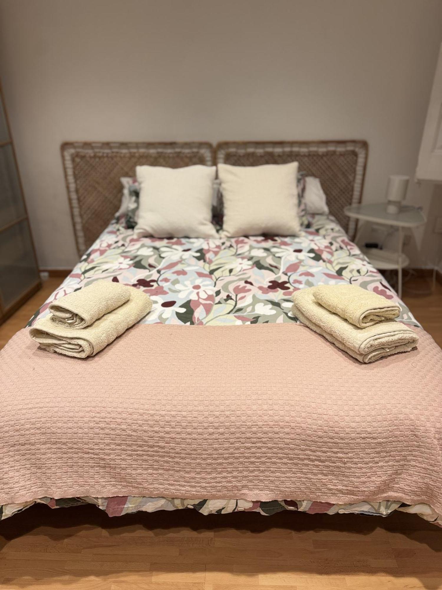 Apartment Acogedor Piso En Barcelona