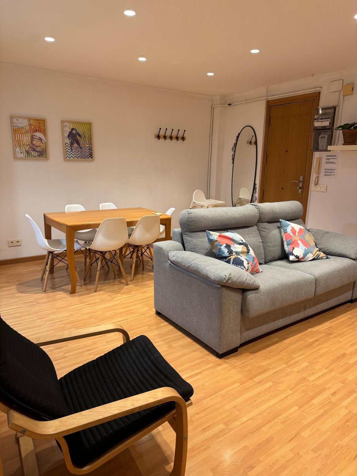 Apartment Acogedor Piso En Barcelona