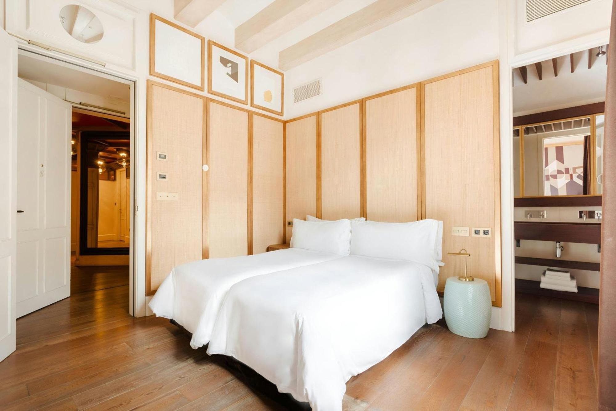 Do Placa Reial Hotel Gothic Quarter, Sonder By Marriott Bonvoy Barcelona