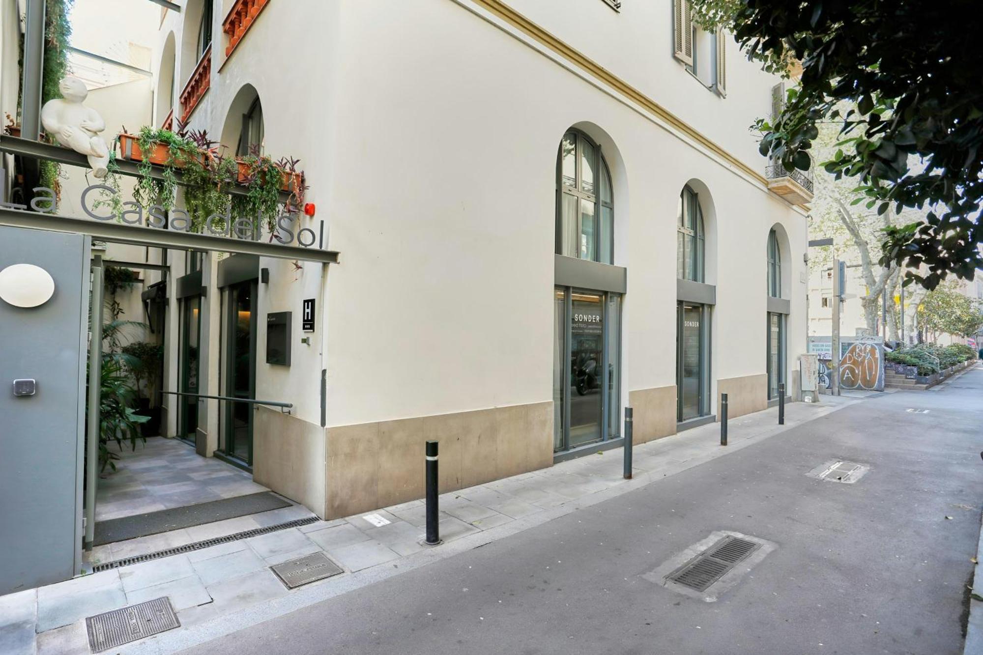 Hotel La Casa Del Sol Hotel Gracia, Sonder By Marriott Bonvoy Barcelona