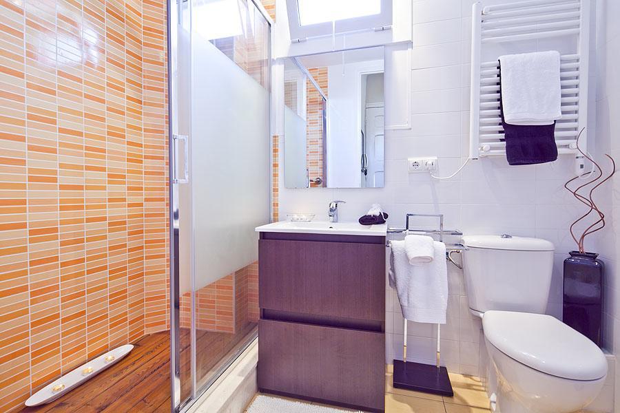 Atico Montserrat Apartment
