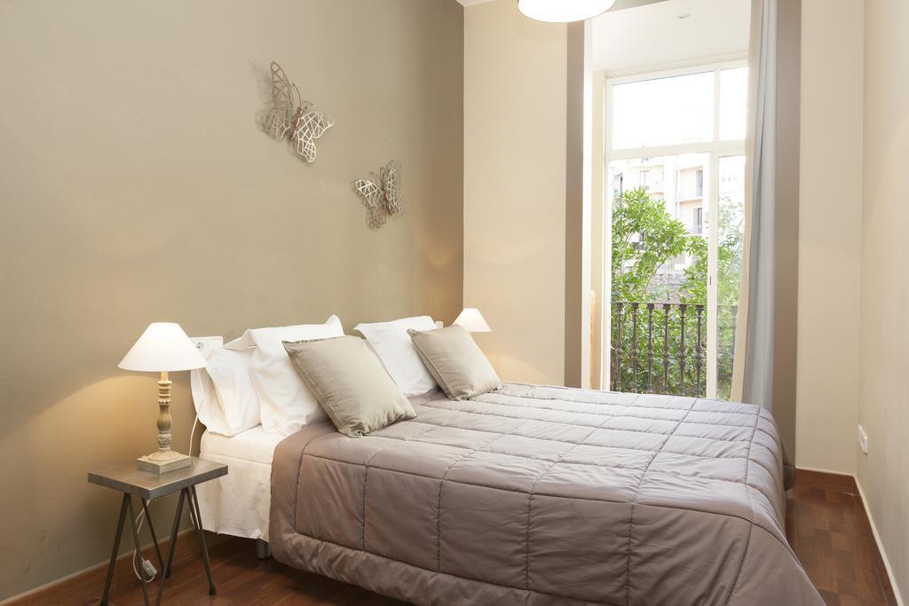 Easysleep Gaudi Terrace Apartment Barcelona
