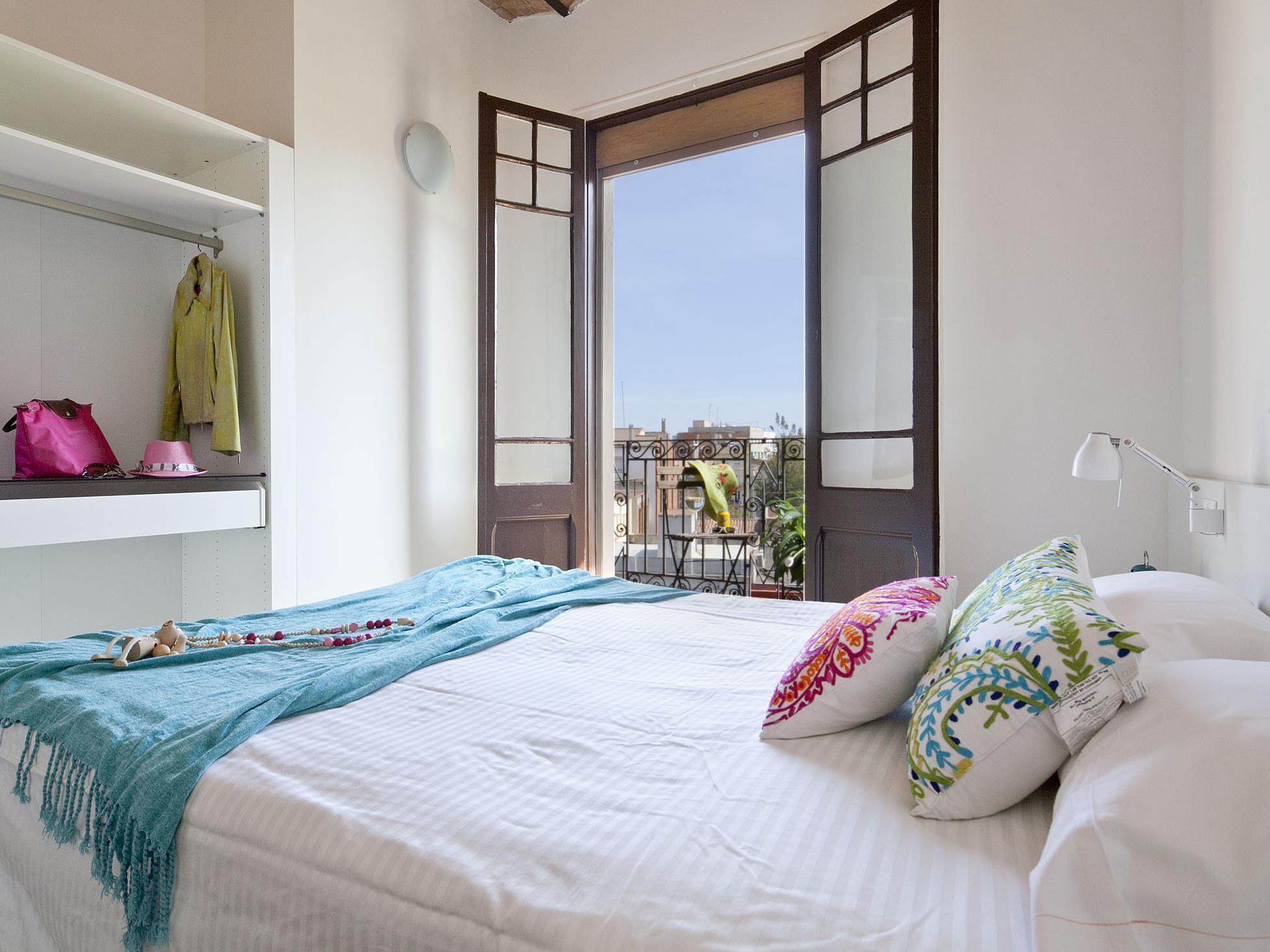 Happy People Sagrada Familia Gaudi Appartement *