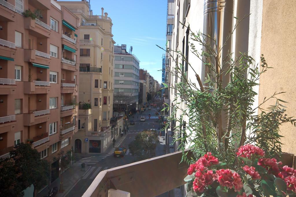 Lets Holidays Centric In Apartment Barcelona