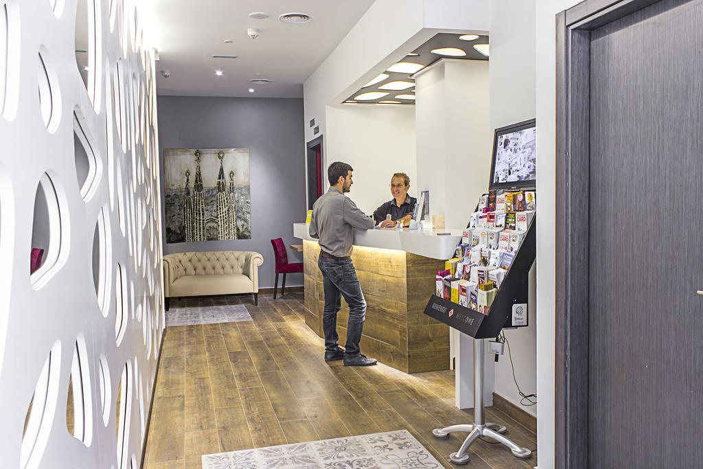 Apart-Suites Hostemplo Apartment Barcelona