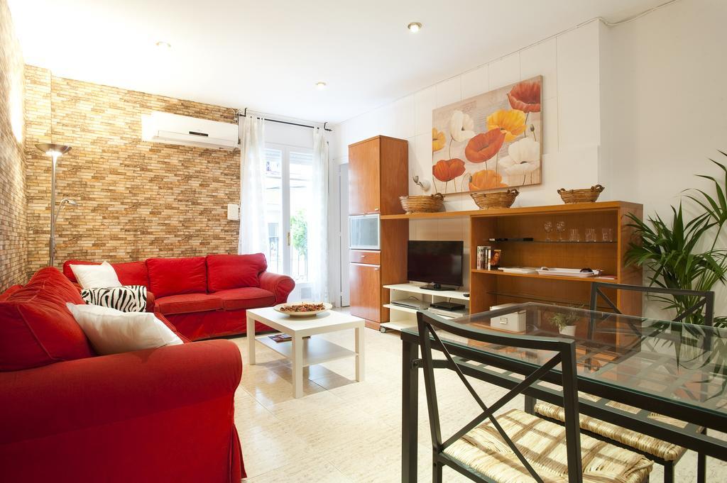 Rainbow Apartment Barcelona
