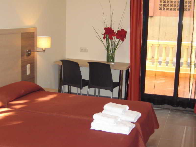 Apartment Residencia Erasmus Gracia