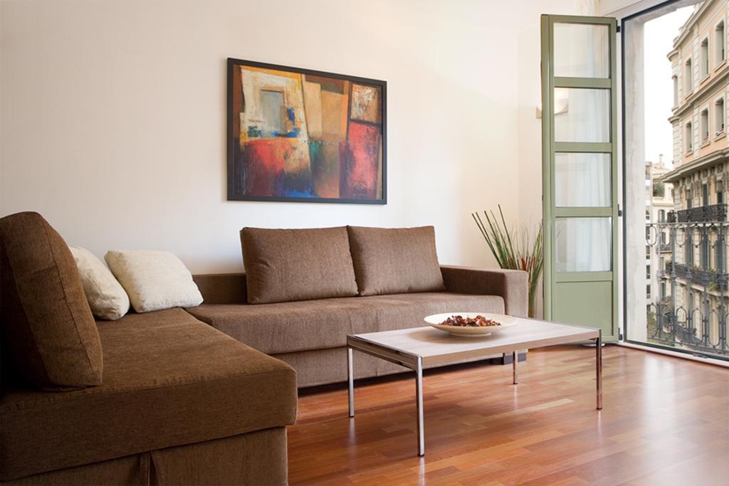 Lodging Apartments Rambla Catalunya - Miro