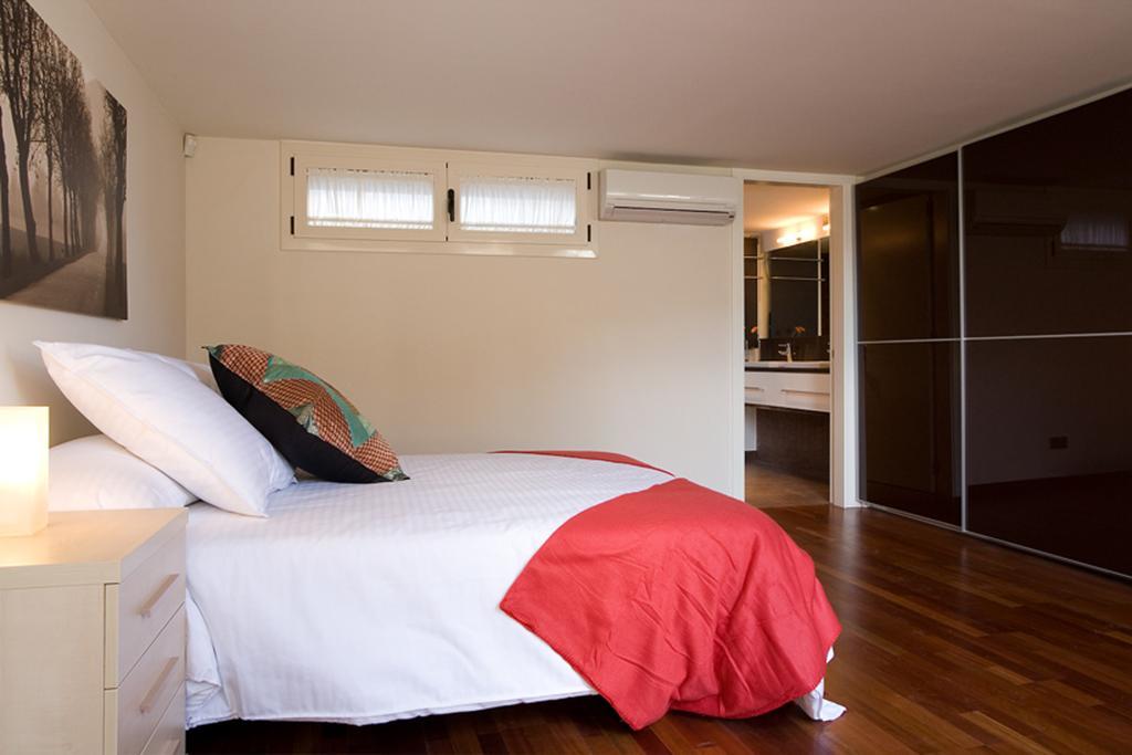 Lodging Apartments Rambla Catalunya - Miro Barcelona