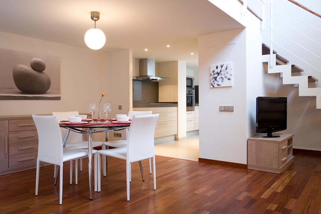 Lodging Apartments Rambla Catalunya - Miro Apartment *