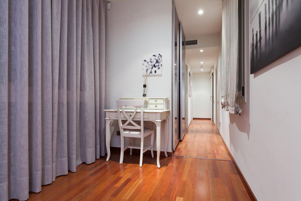 Apartment Lodging Apartments Rambla Catalunya - Miro