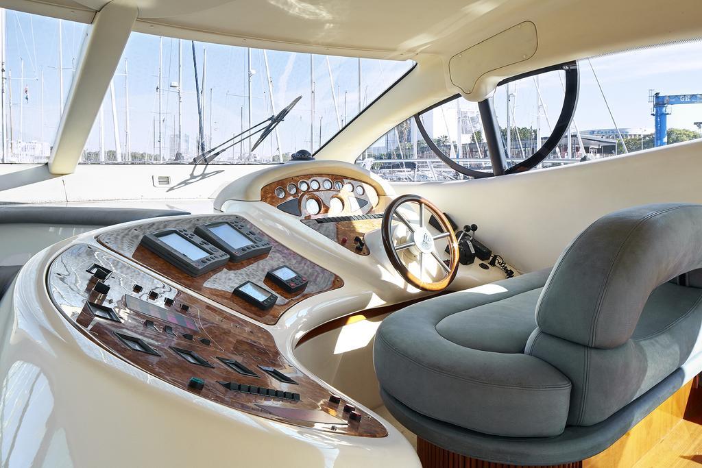 La Gavina Boat
