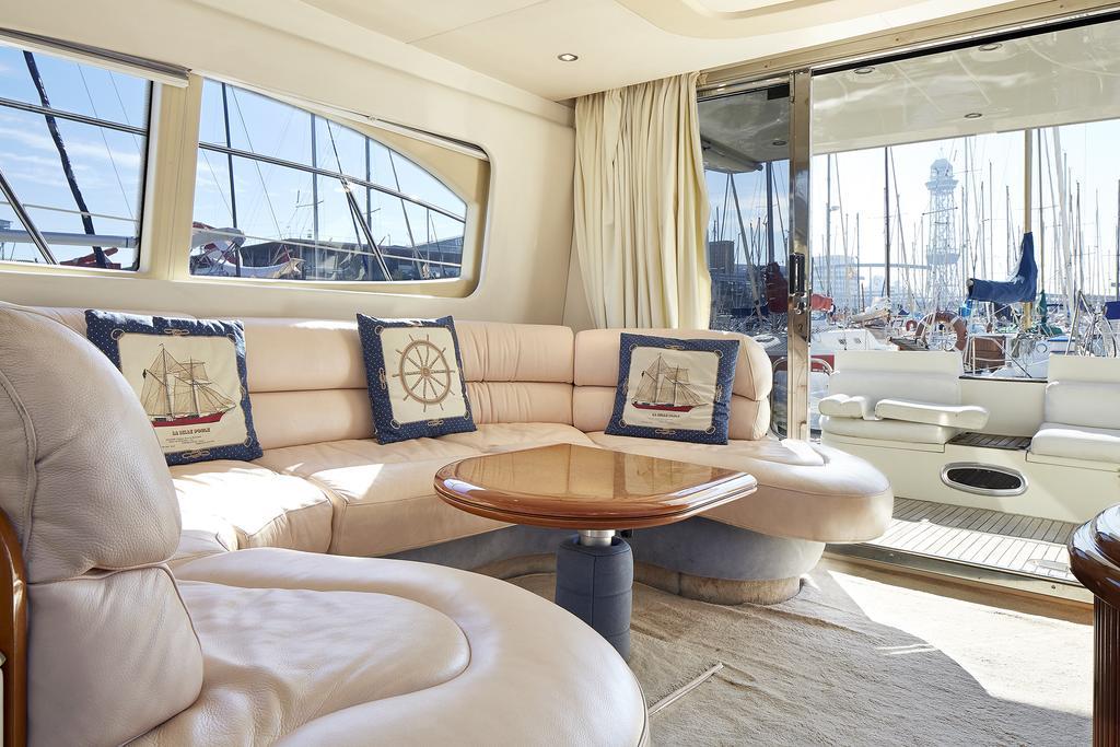 La Gavina Boat