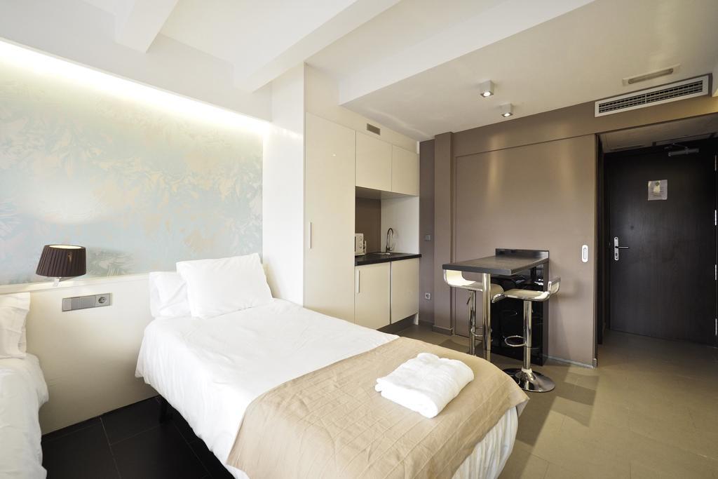 Aparthotel Fifteen Barcelona