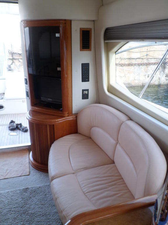 Botel La Gavina Boat Barcelona