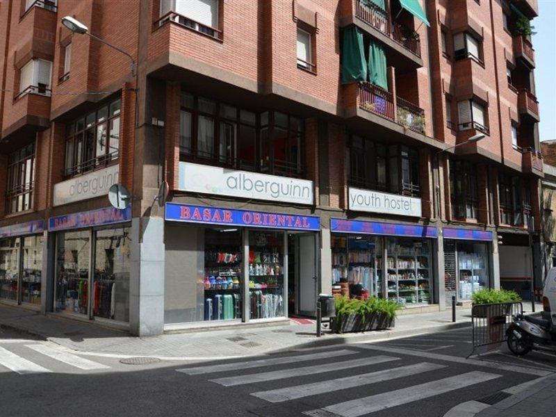 Alberguinn Hostel *