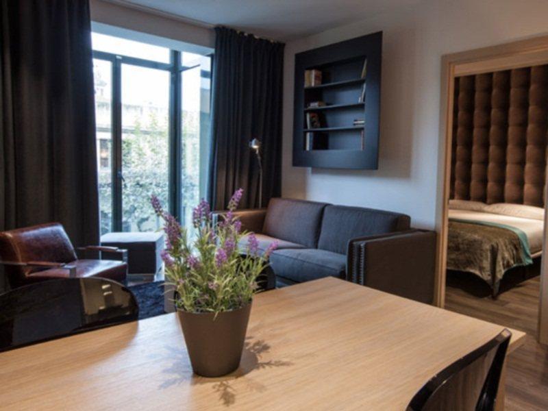 Cosmo Consell De Cent - Plaza Universitat Apartment *