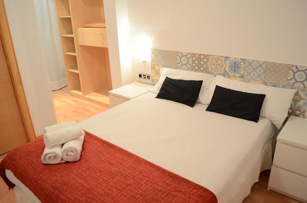 In Poble Sec Apartment *