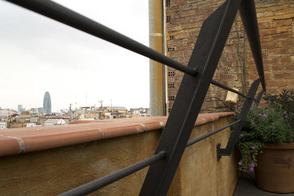 Happy People Sagrada Familia Gaudi Appartement *