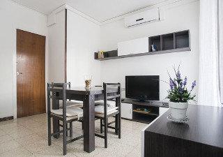 Rent4Days Sagrada Familia Apartments *