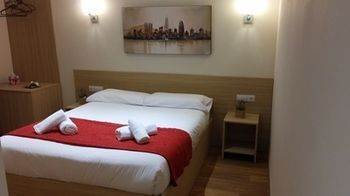 Travel 3* Barcelone
