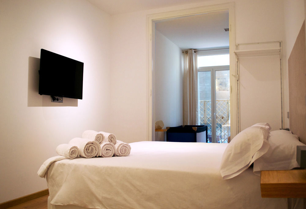Cosmopolitan Boutique Rambla Maison d'hôtes 2*