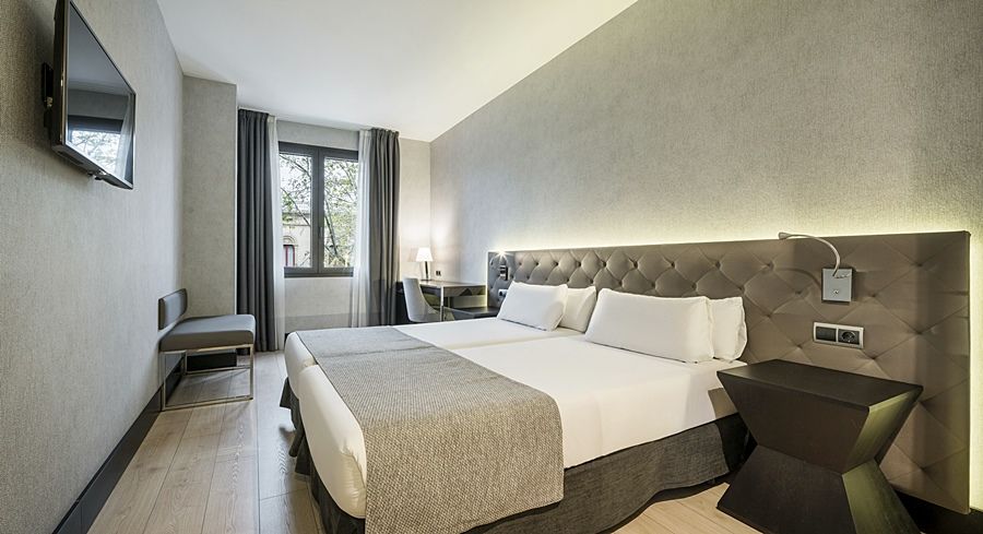 Ilunion Bel-art Hotel 4*