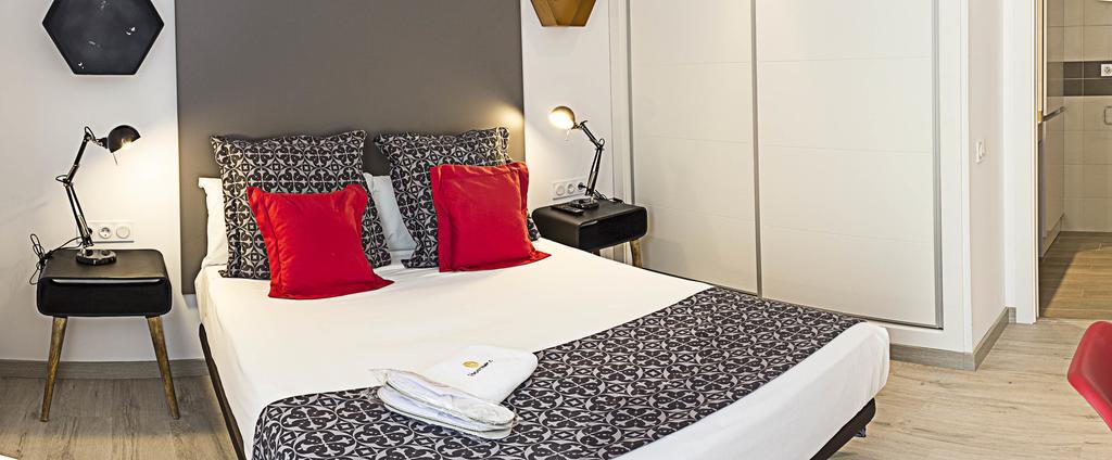 Apartment Apart-Suites Hostemplo