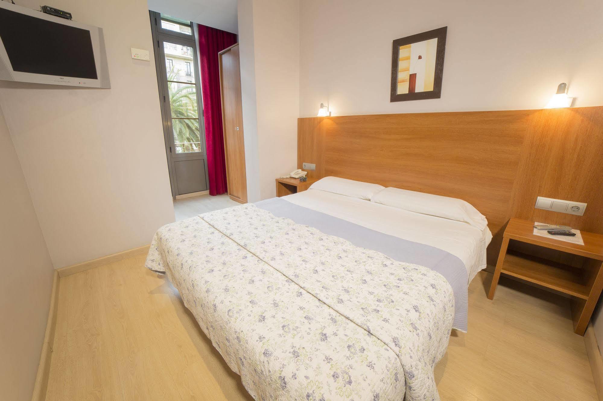 Ciudad Condal - Paseo De Gracia Maison d'hôtes 3*