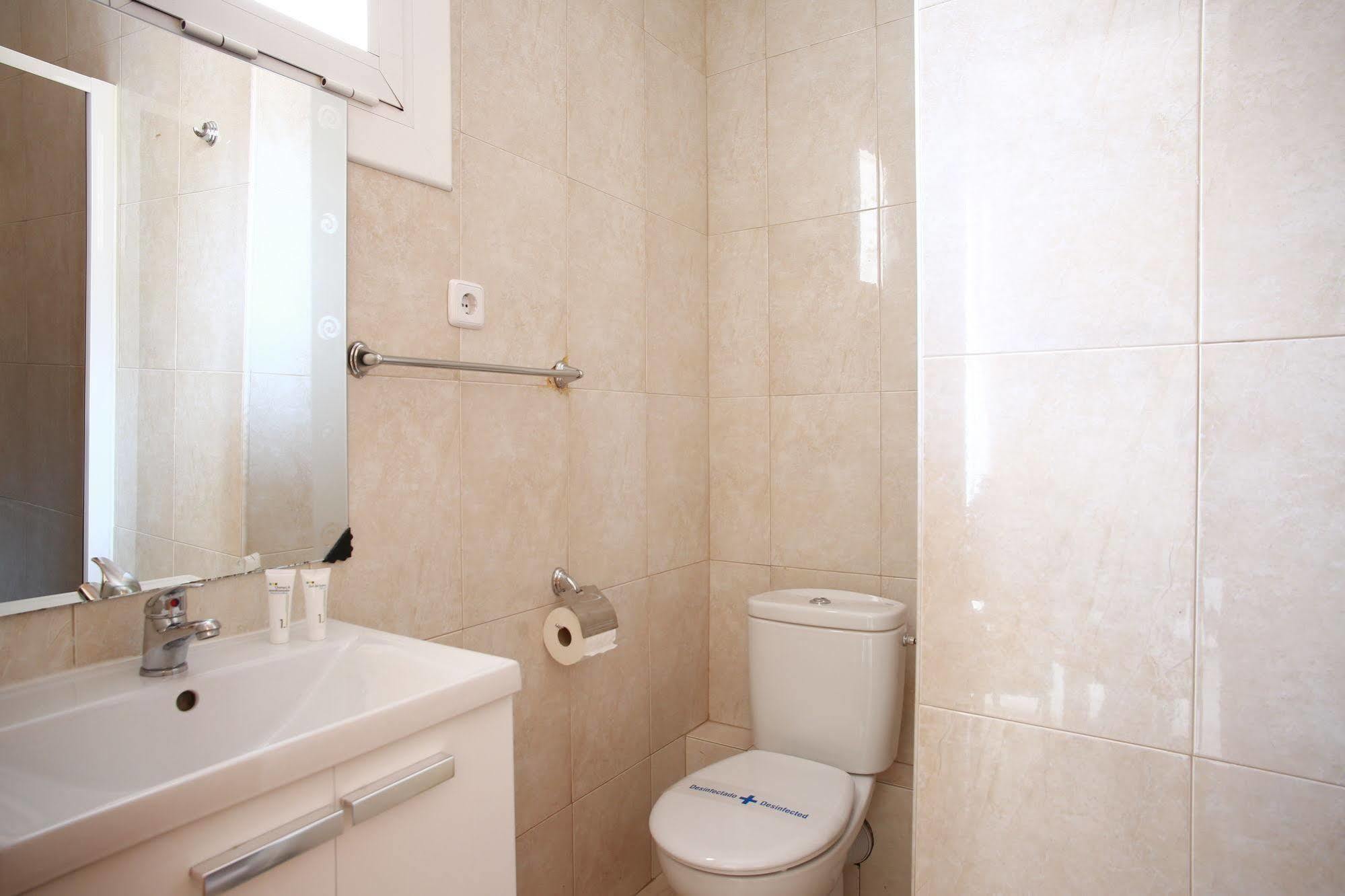 Rent4Days Sagrada Familia Apartments *