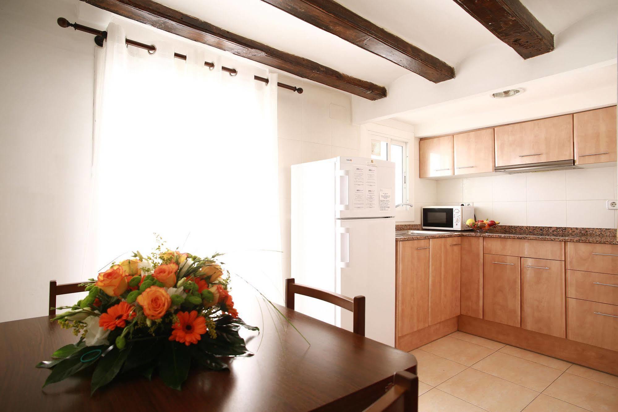 Rent4Days Sagrada Familia Apartments