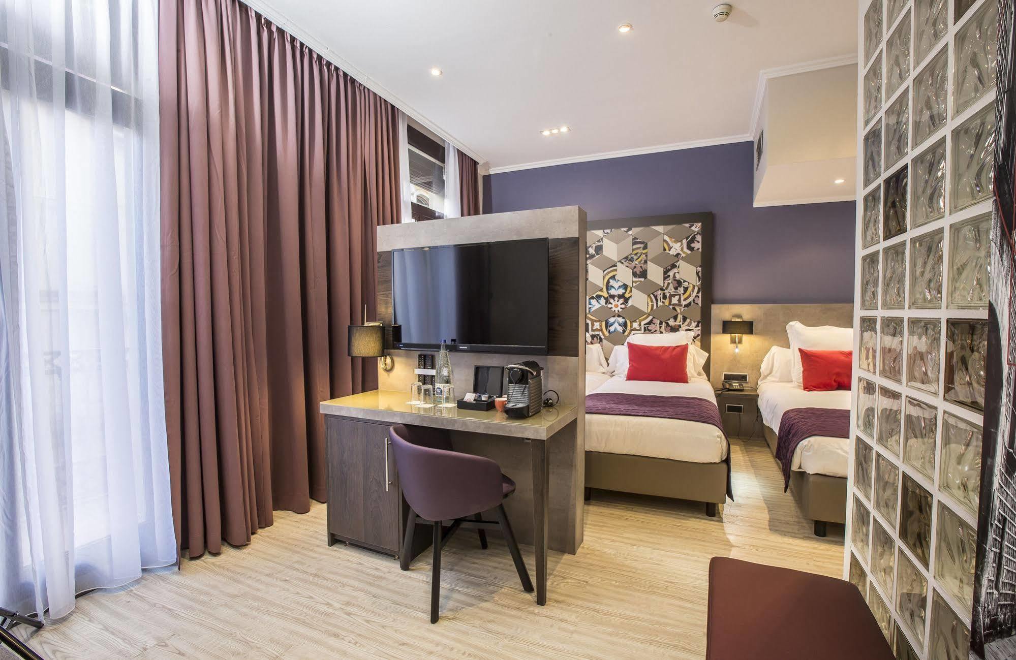 Leonardo Las Ramblas Hotel 3*