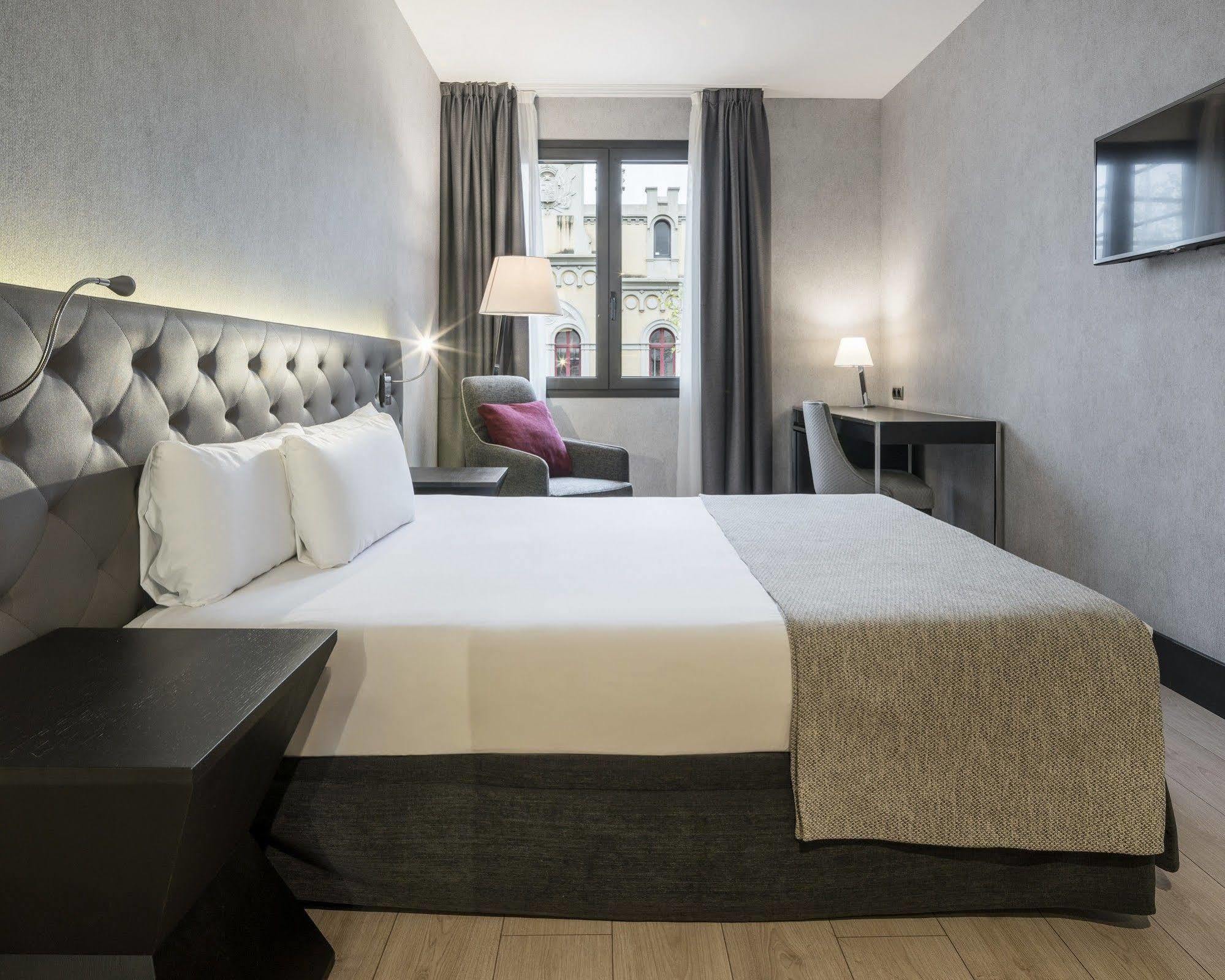Ilunion Bel-art Hotel 4*