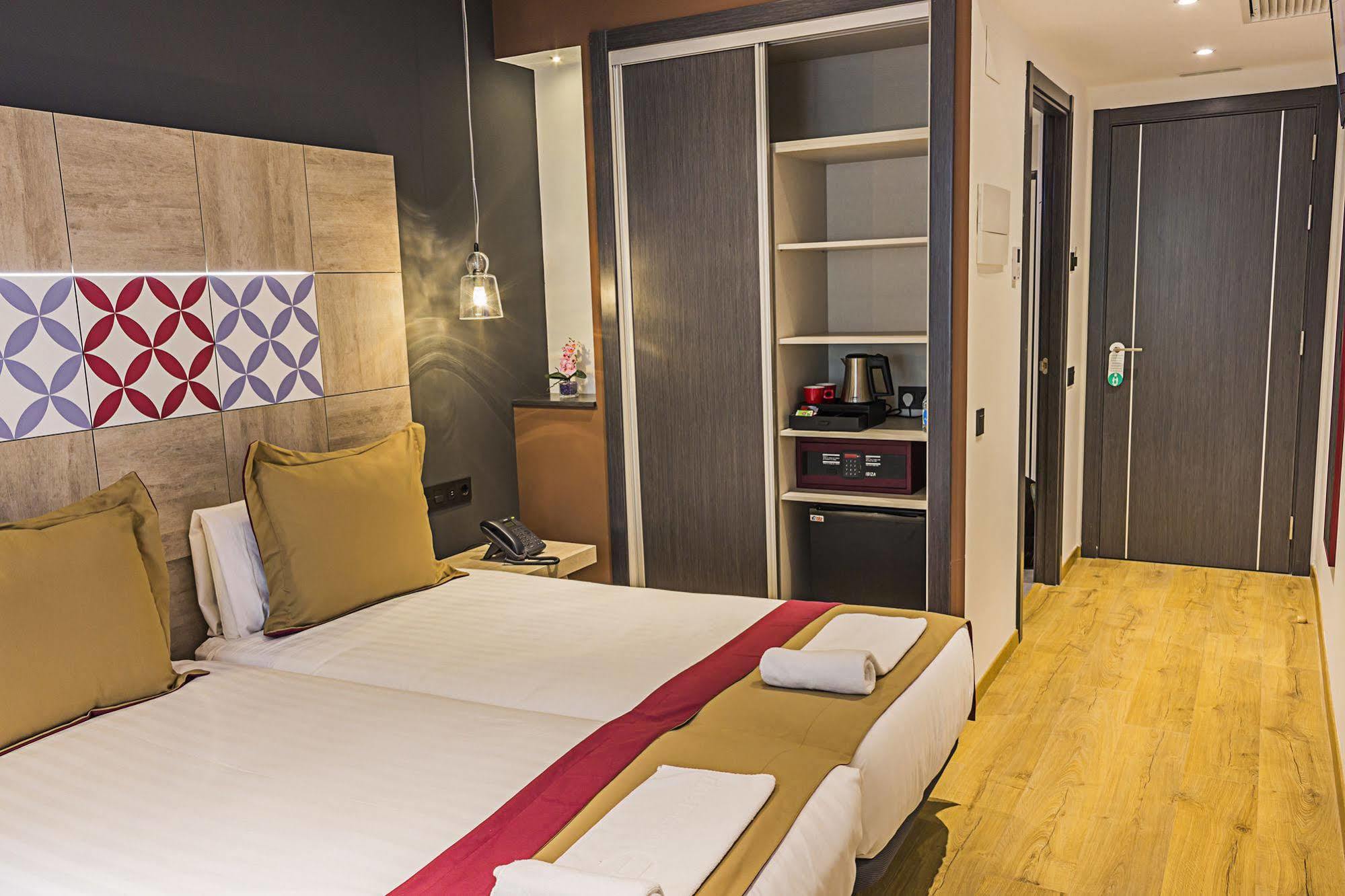 Hotel Boutique Hostemplo Sagrada Familia 3*