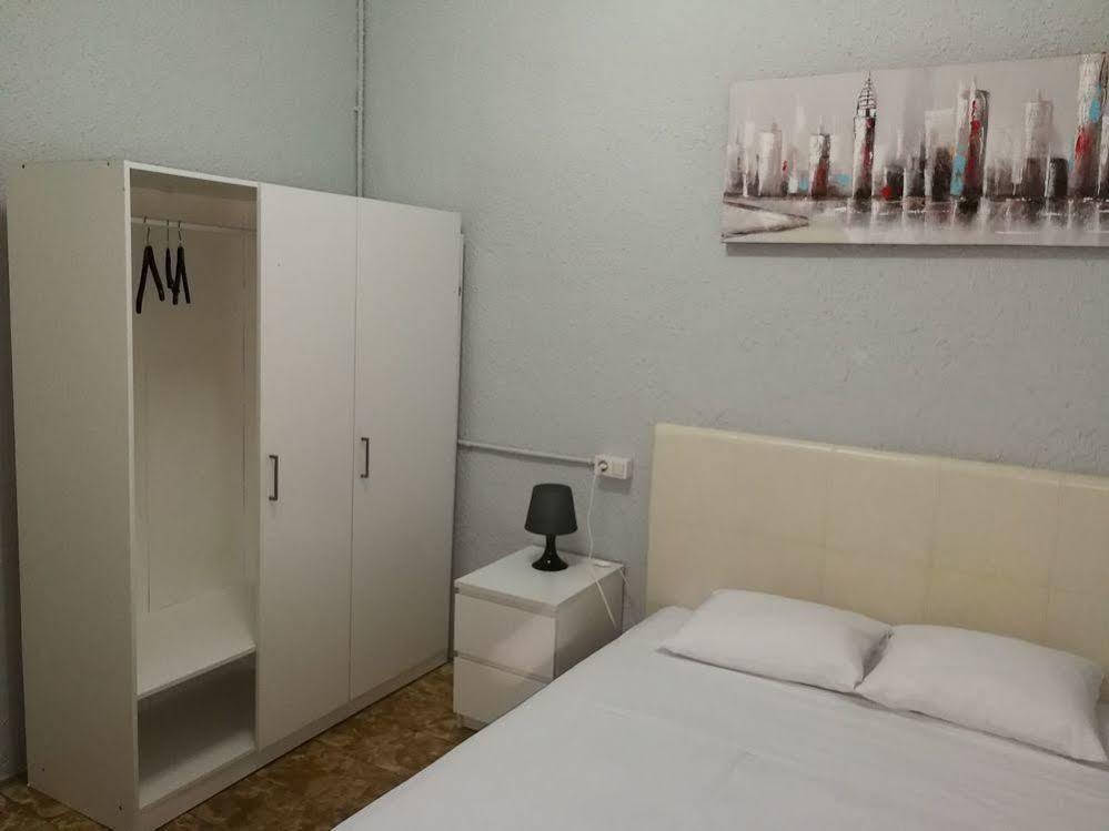 Guest house Youth - And Basic Drassanes Barcelona