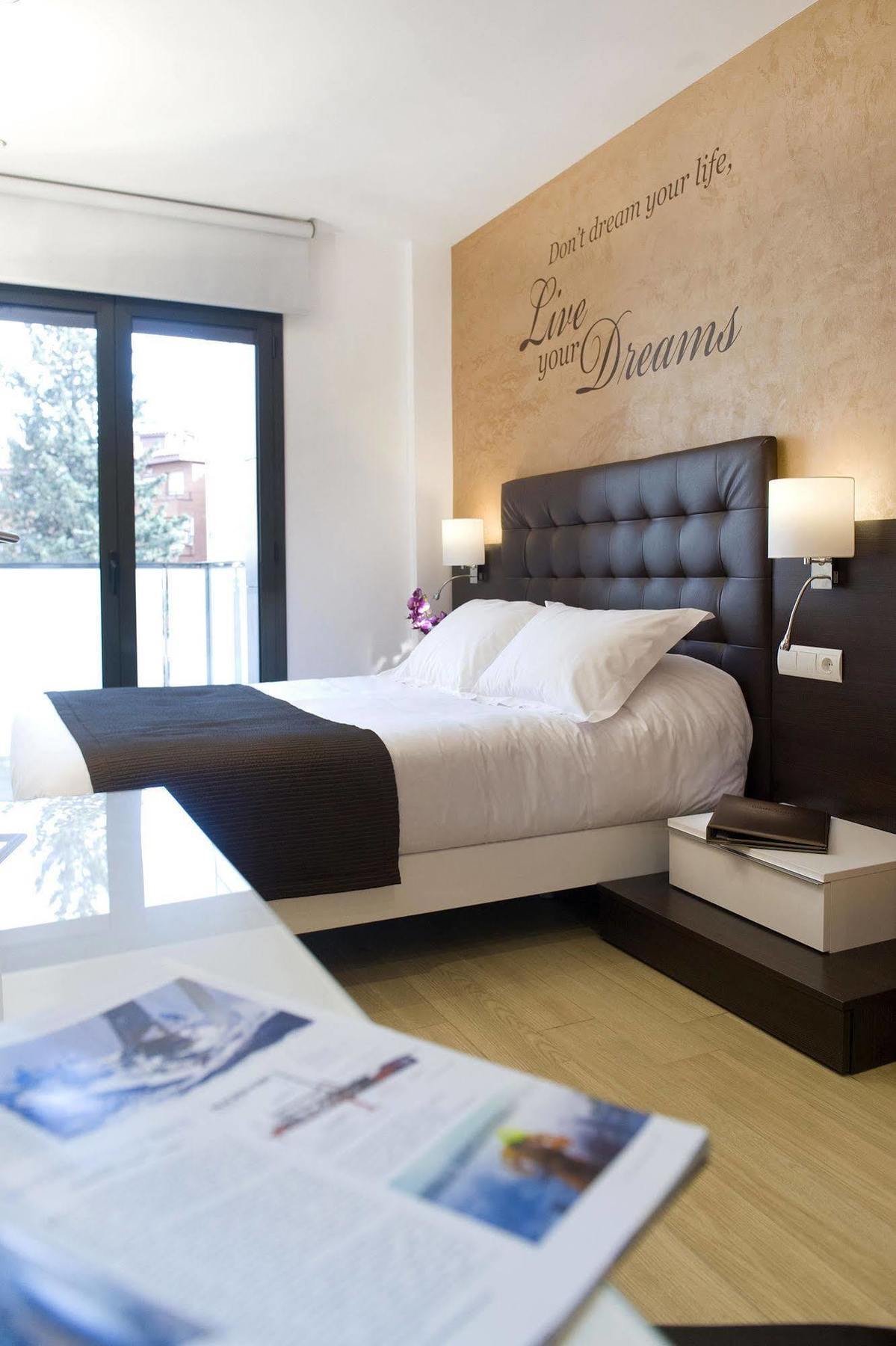 Aparthotel To 4*