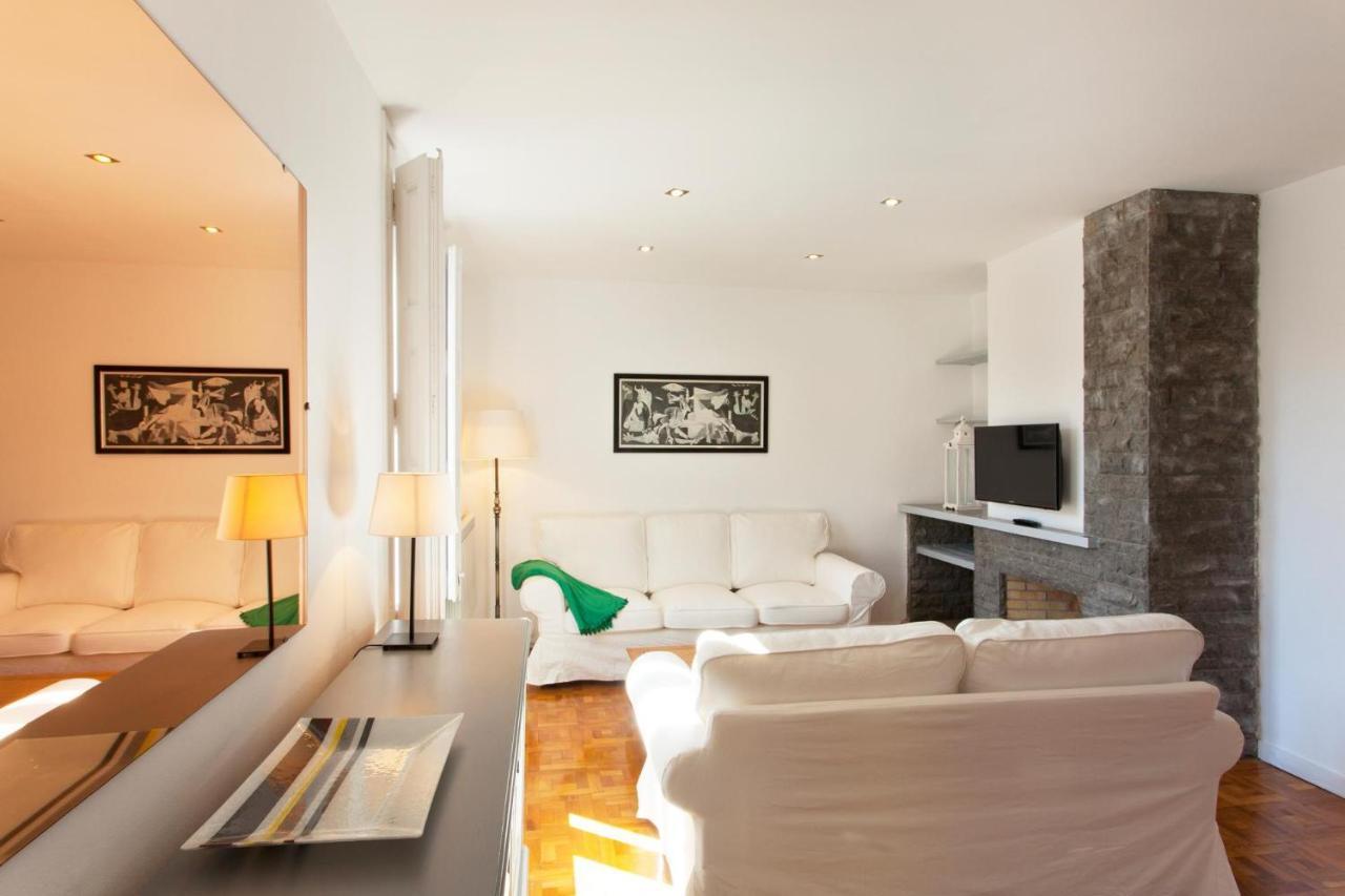 San Pere Apartment *