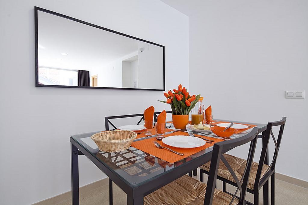 Apartment Charmsuites Paralel *