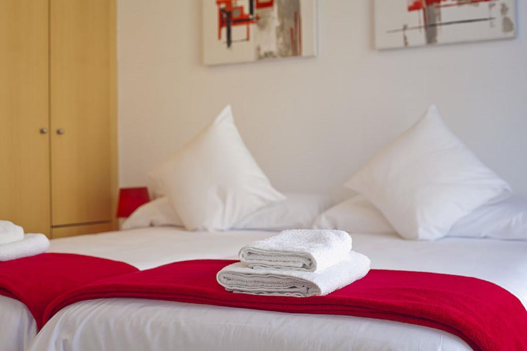 Apartment Charmsuites Paralel *
