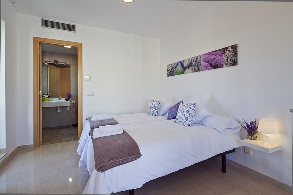 Charmsuites Paralel Apartment Barcelona