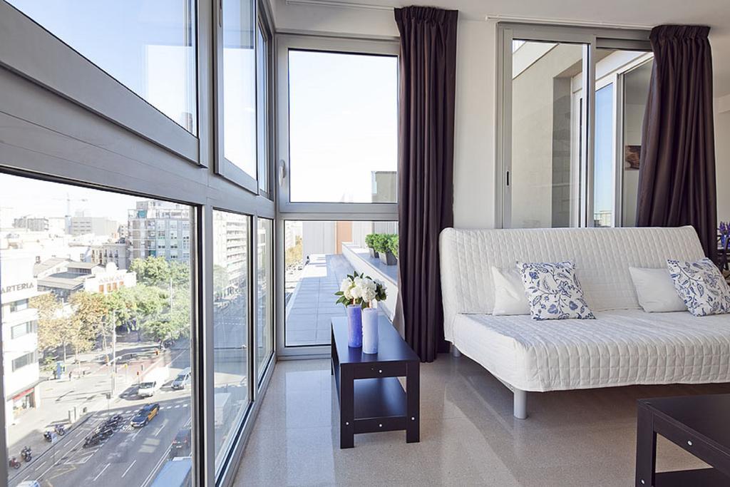 Apartment Charmsuites Paralel *