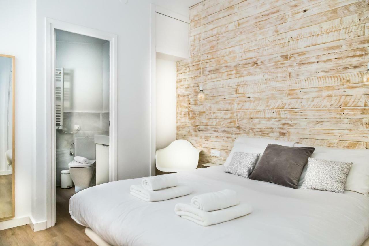 Opening Doors Gal.la Appartement